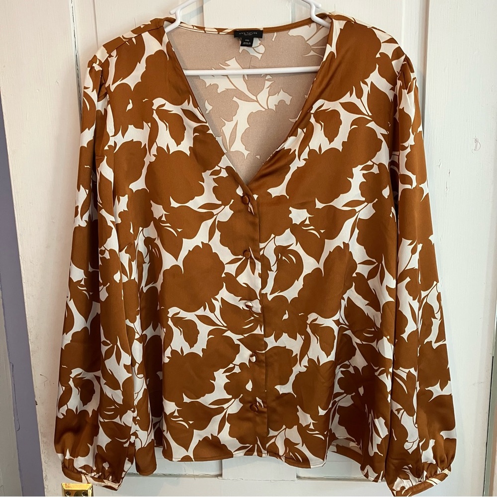 EUC Ann Taylor Factory Floral Blouse XXL